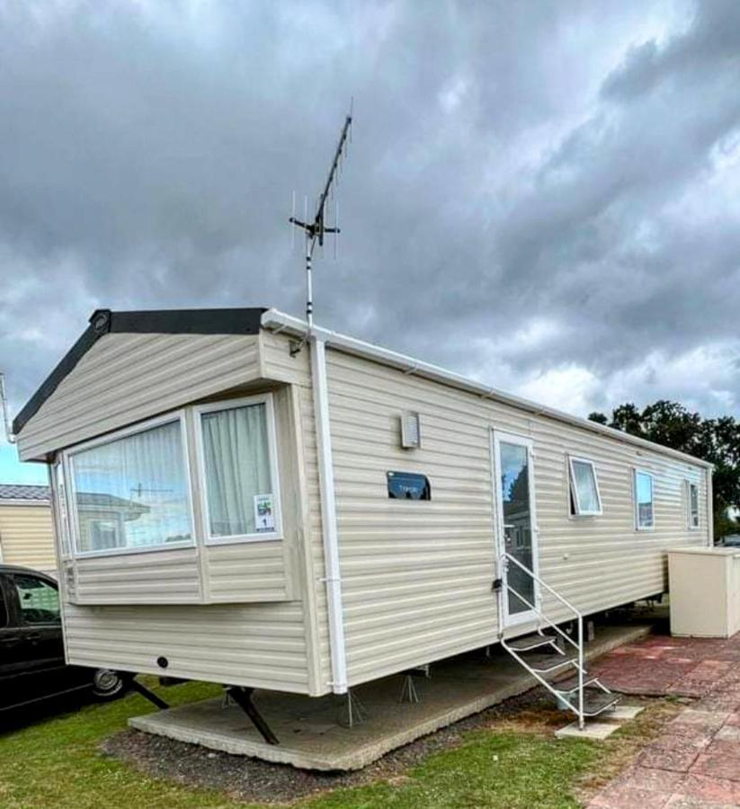 8 Berth Caravan,Pet Friendly. Merston Екстер'єр фото